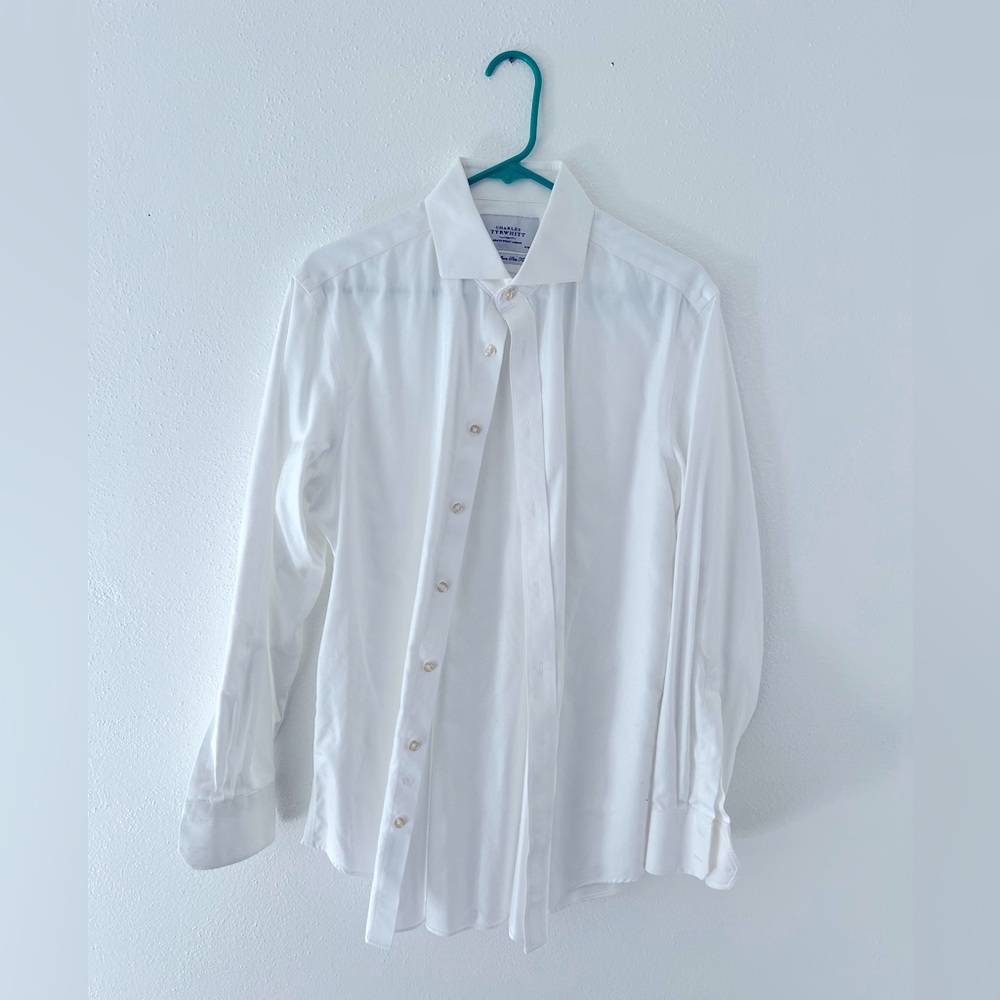 Men’s white dress shirt